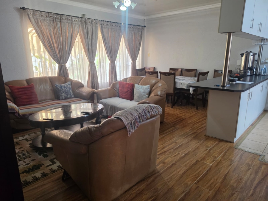 4 Bedroom Property for Sale in Carters Glen Northern Cape